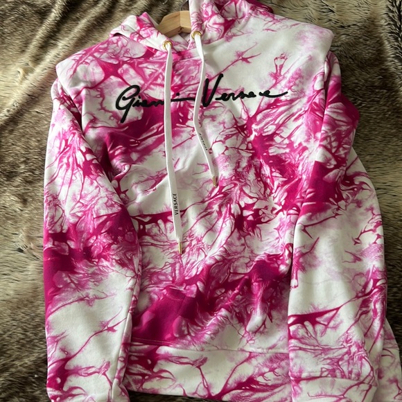 Versace Sweater - Picture 1 of 2